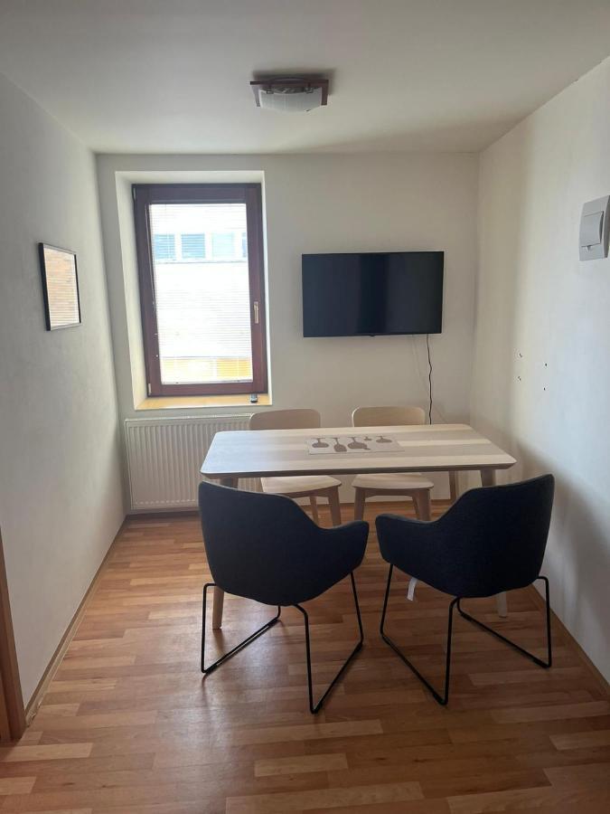 Apartman Hotel Vomocil Bystre Exterior photo