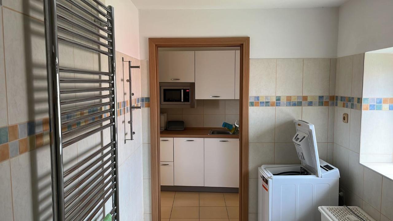 Apartman Hotel Vomocil Bystre Exterior photo